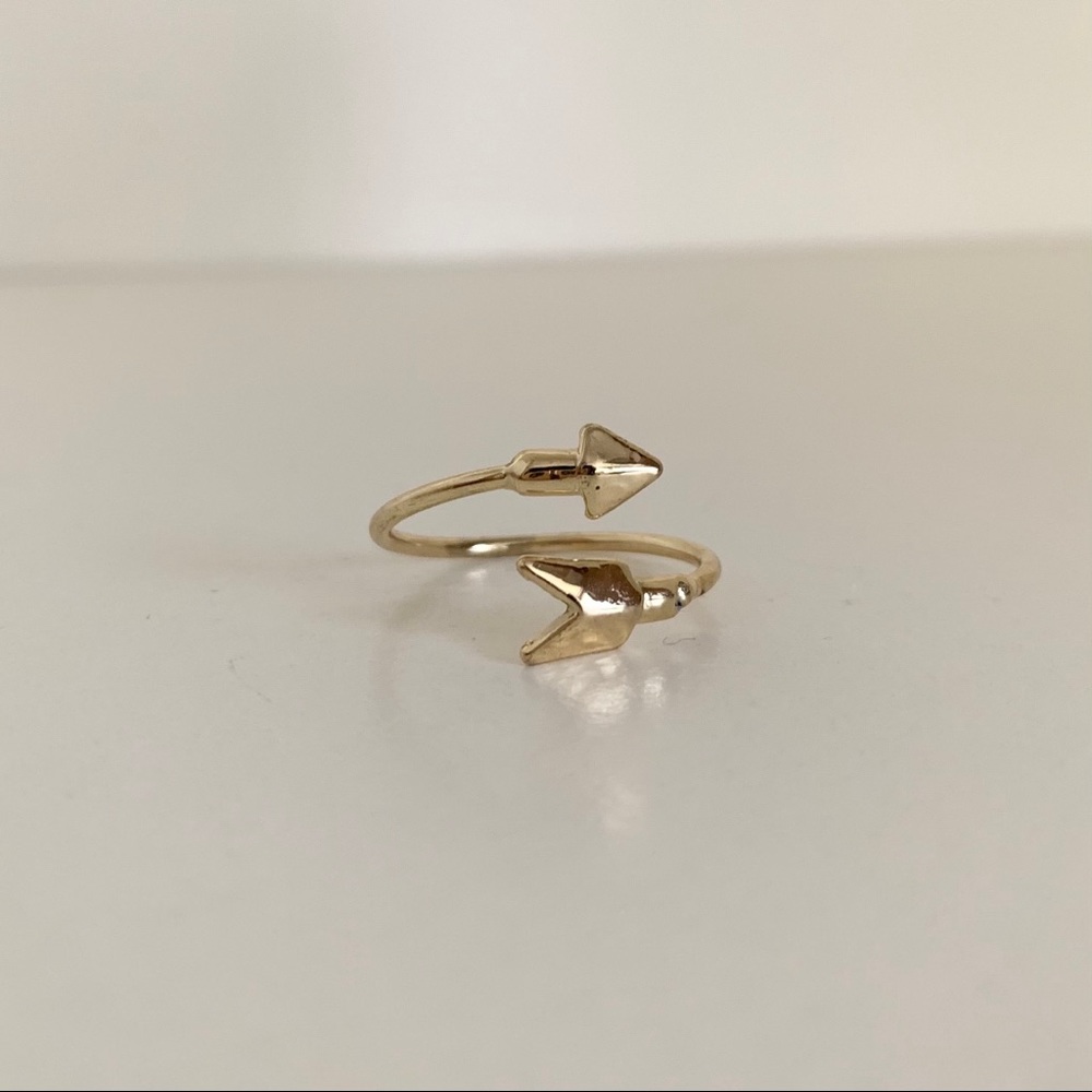 NWOT arrow wrap ring